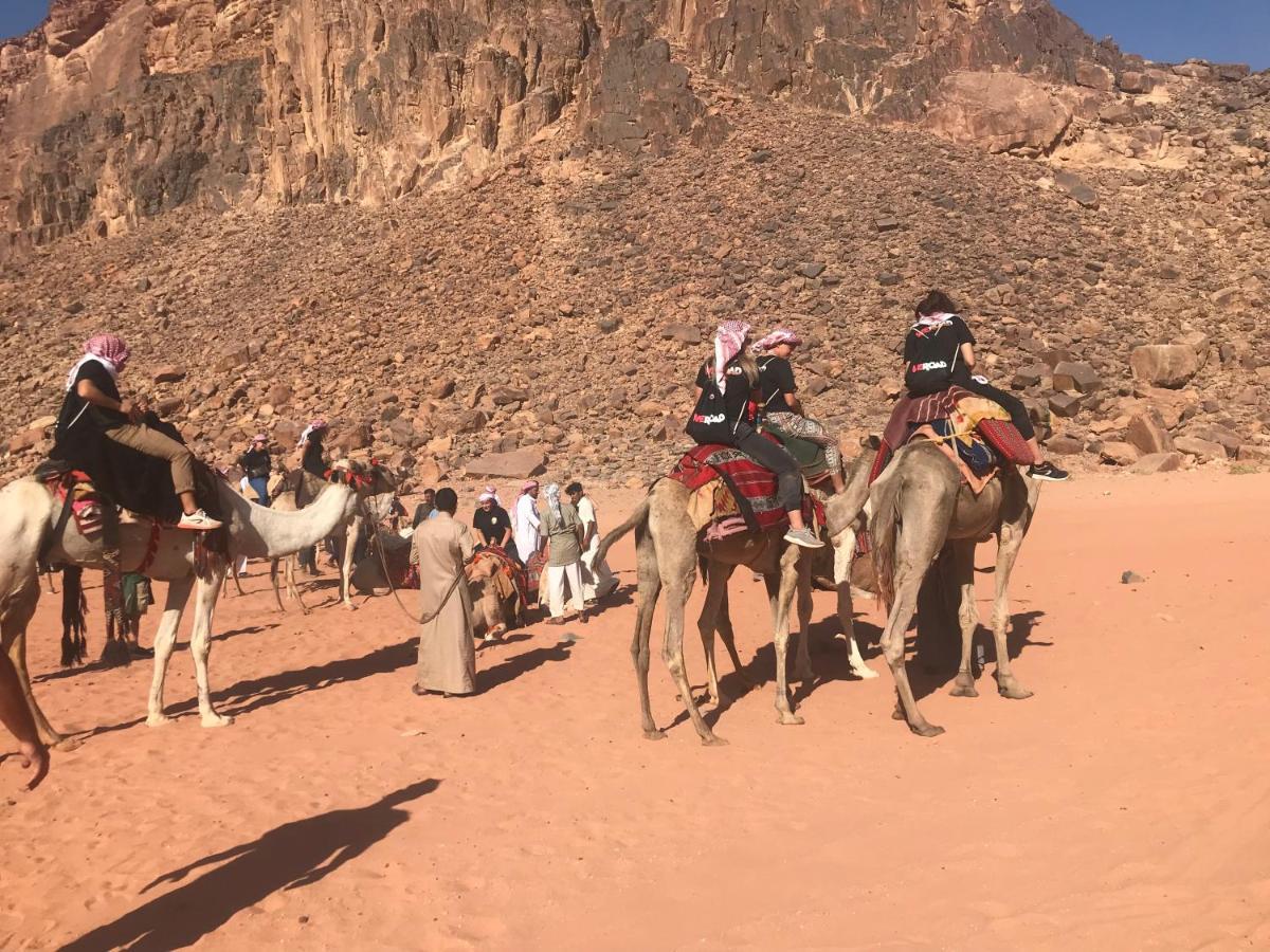 Hotel Black Irish Camp And Tours Wadi Rum Exterior foto