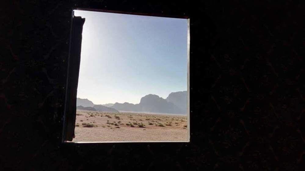 Hotel Black Irish Camp And Tours Wadi Rum Exterior foto